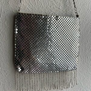 Vintage NYTLITES silver beaded bag